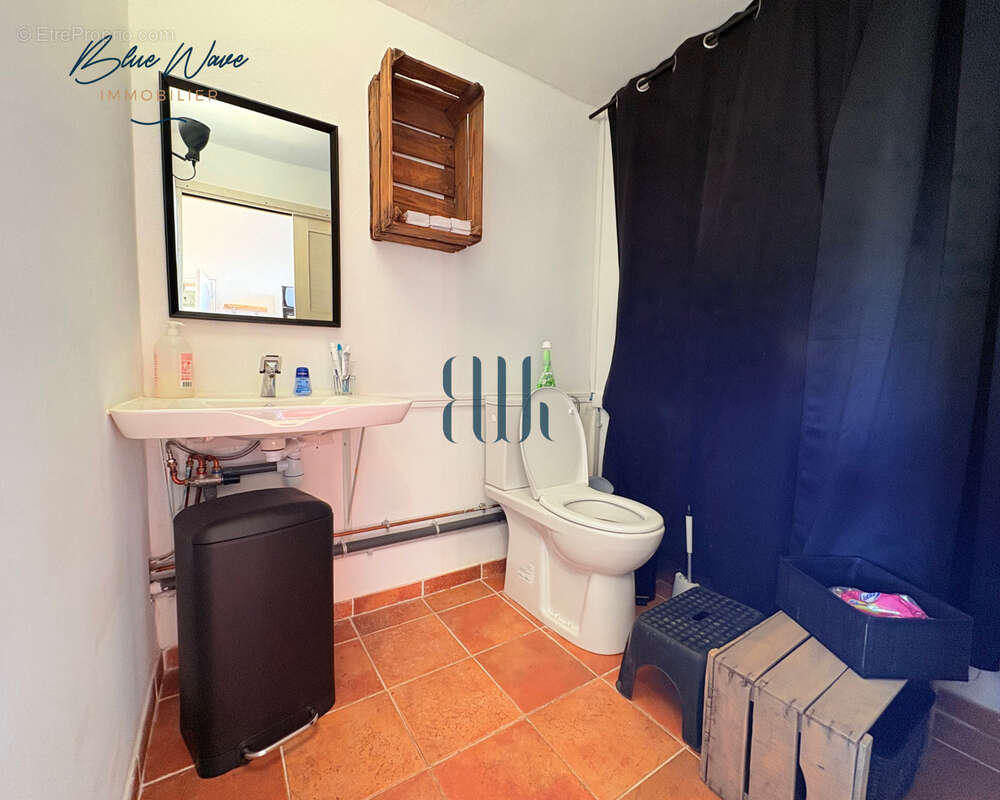 Maison à SAINTE-CROIX-DU-VERDON