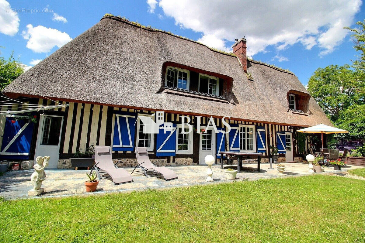 Maison à MONTFORT-SUR-RISLE
