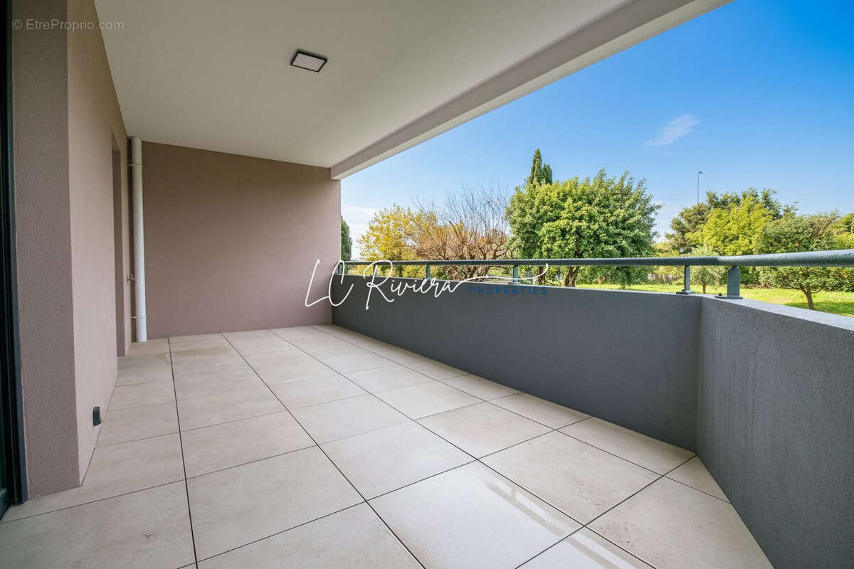 Appartement à FREJUS