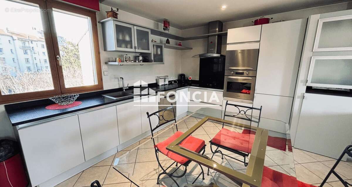 Appartement à GRENOBLE