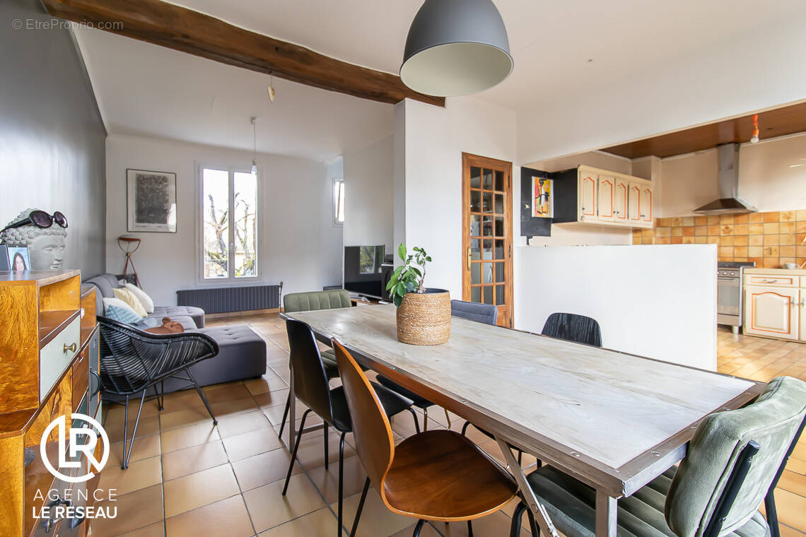 Maison à L&#039;HAY-LES-ROSES