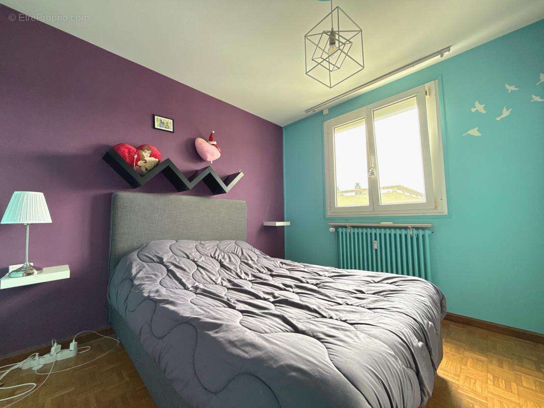 Appartement à CHENOVE