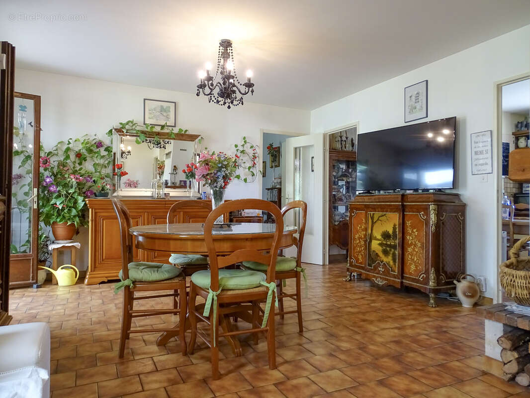 Maison à CHATRES-SUR-CHER