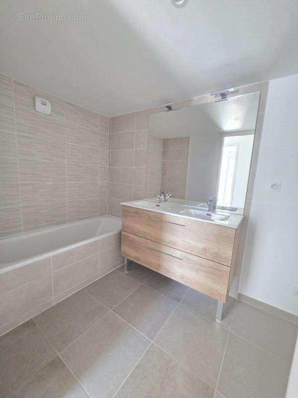 Appartement à MARSEILLE-10E