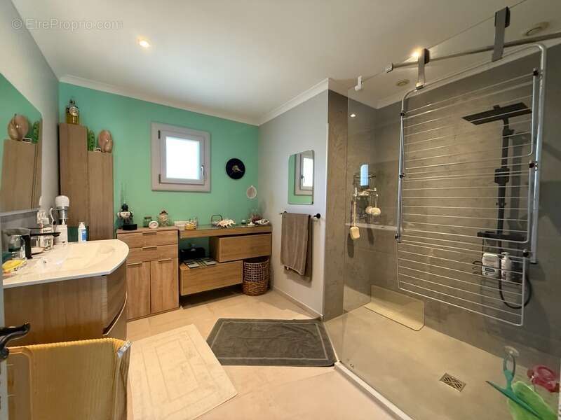 Maison à BOISSET-ET-GAUJAC