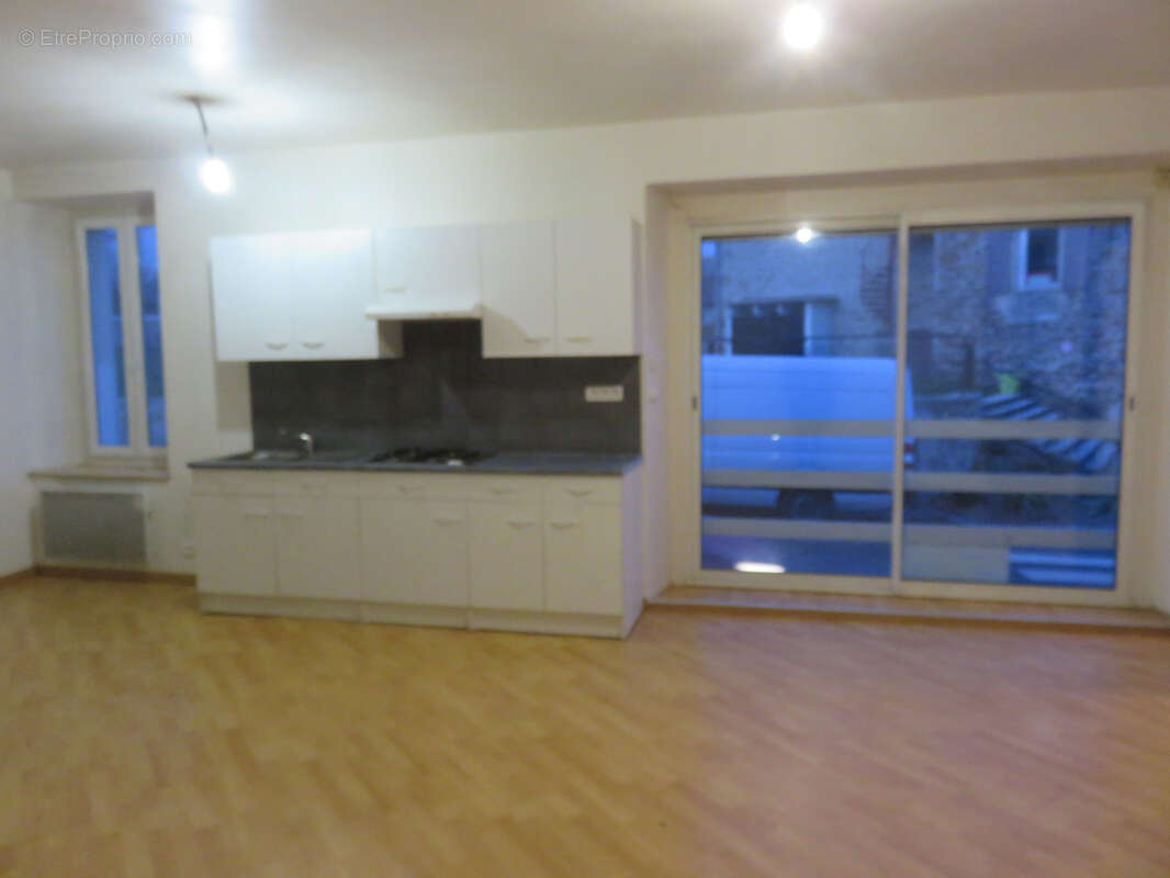 Appartement à ALBOUSSIERE