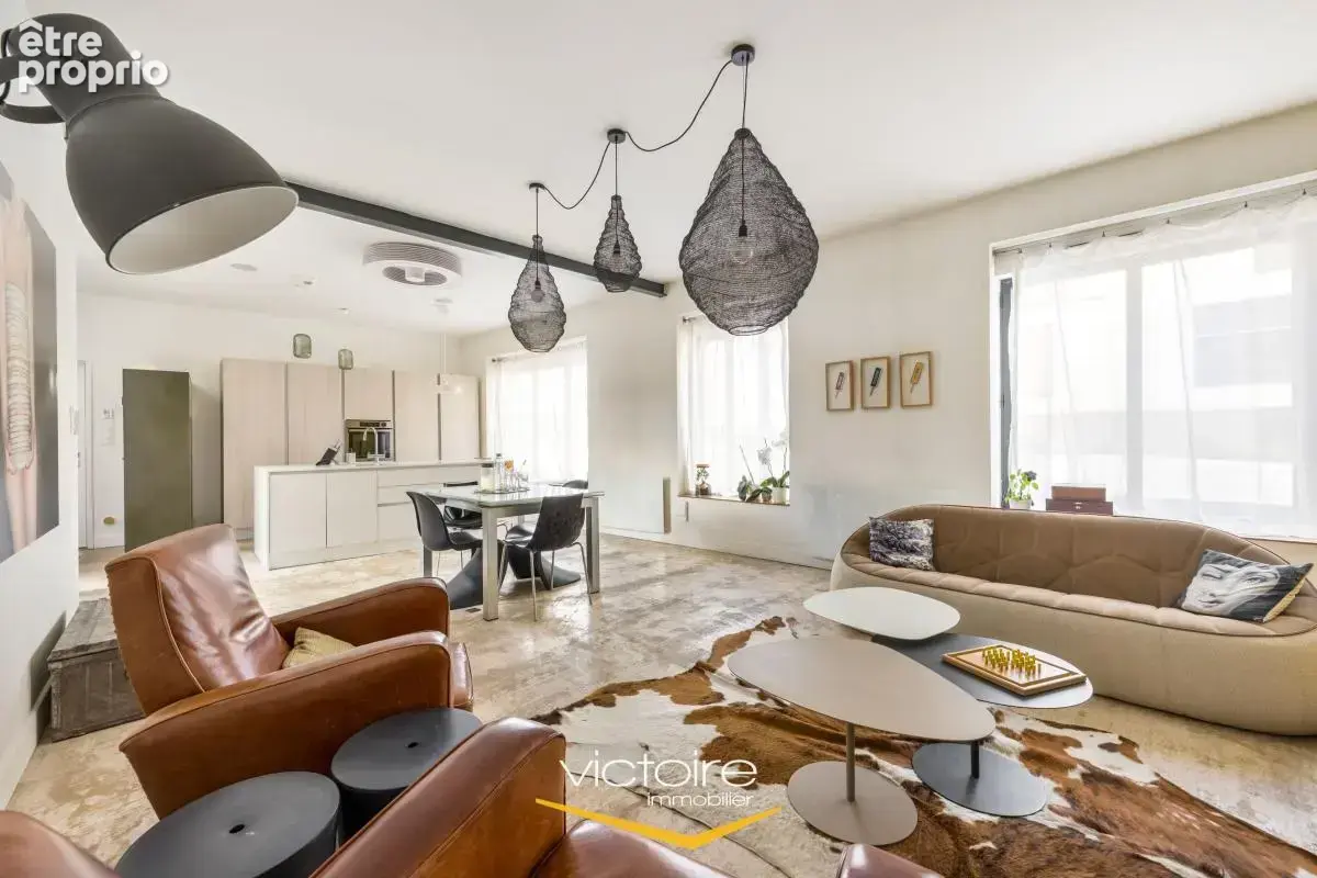 Maison T6 lumineuse et traversante - 4 ch + dépendance - Terrasse et jardin - photo 3