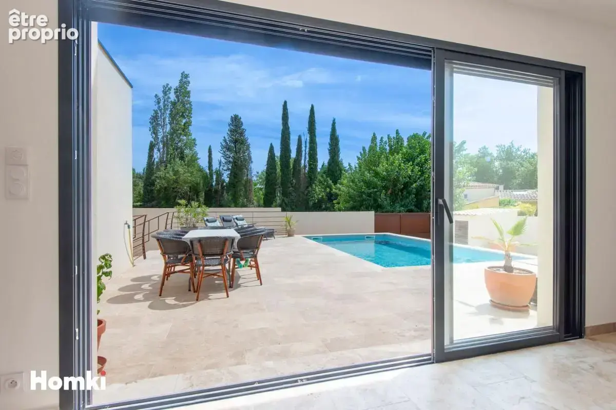 Maison/Villa T5 de 134 m² à L'Isle-sur-la-Sorgue 84800 - photo 4
