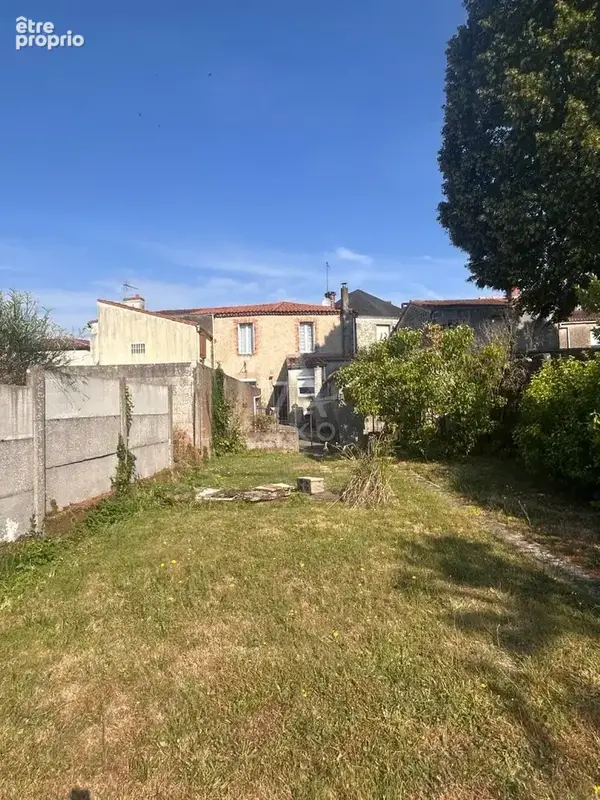 Maison à BOUSSAY