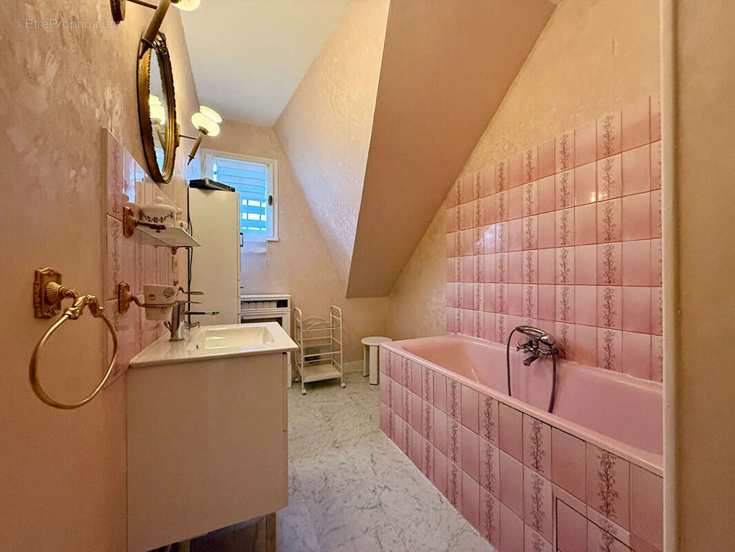 Maison à BRIE-COMTE-ROBERT