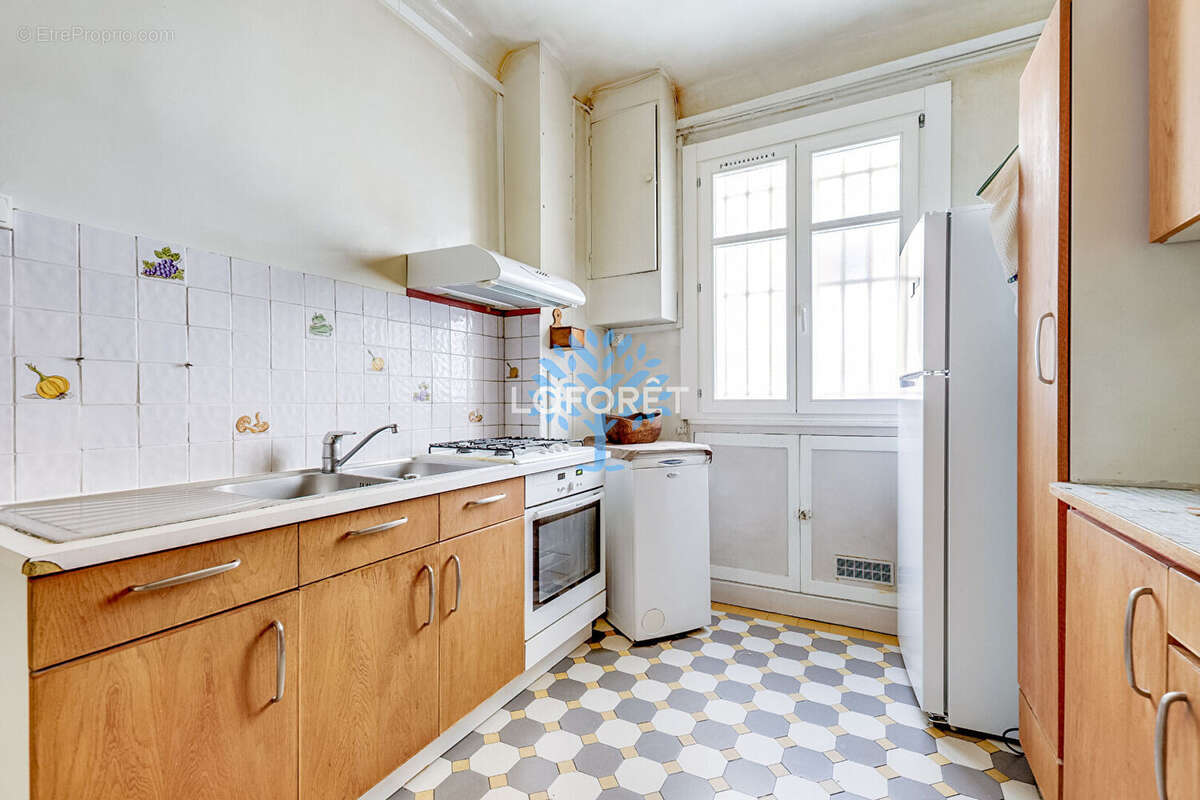 Appartement à PARIS-20E