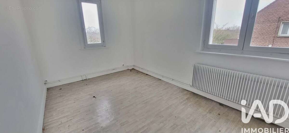 Photo 8 - Maison à NEUVILLE-EN-FERRAIN