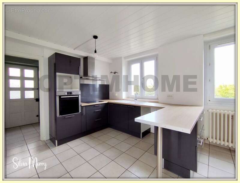 Maison à LANDIVISIAU