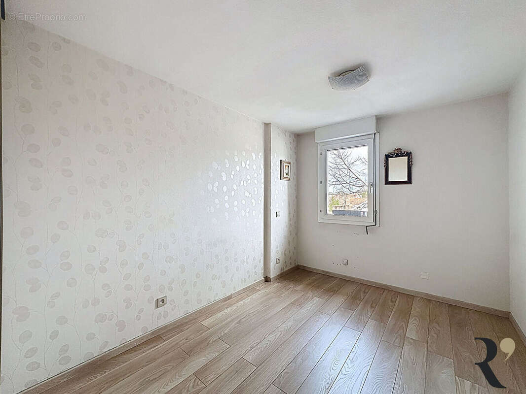 Appartement Duplex T4, 85m² dernier étage, Guilheméry - photo 15