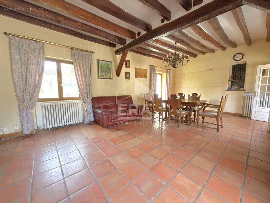 Maison à MORMANT