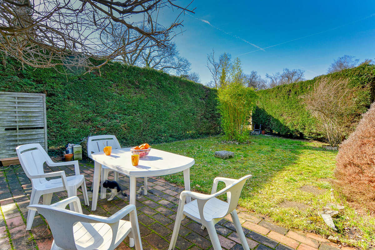 Maison à LE MEE-SUR-SEINE