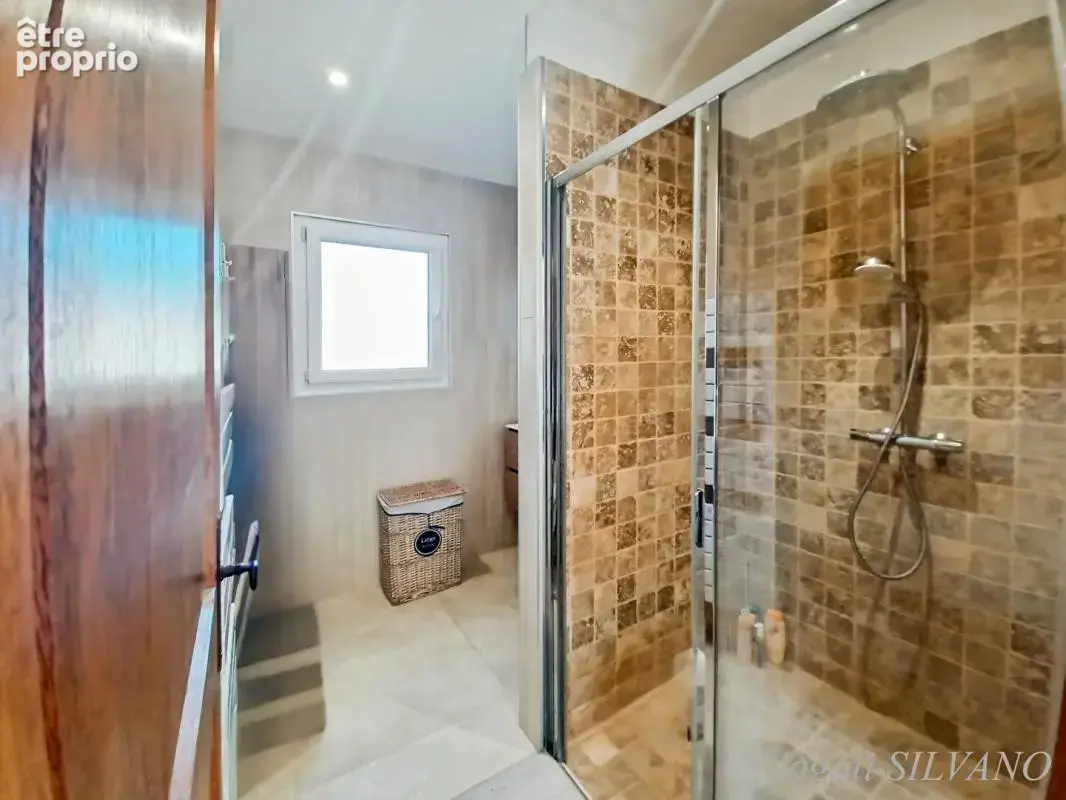 Villa F5 vue mer avec piscine à pied du village - photo 12