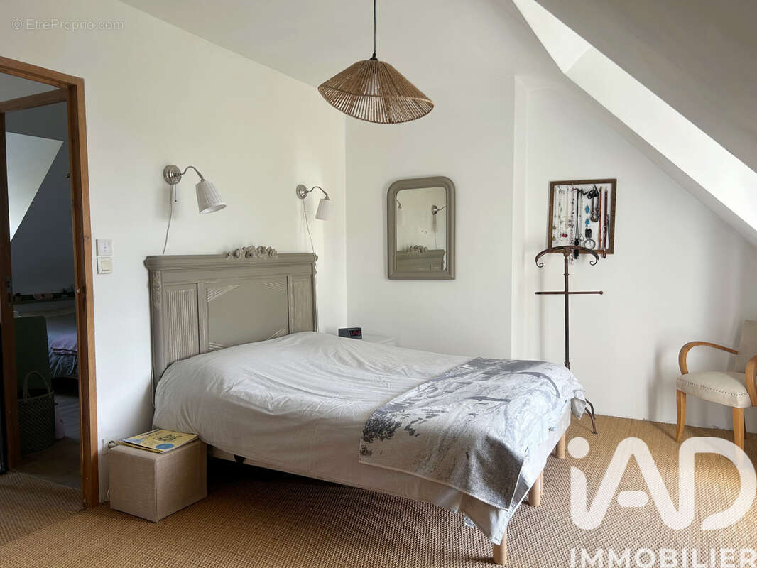 Photo 7 - Maison à LANGROLAY-SUR-RANCE