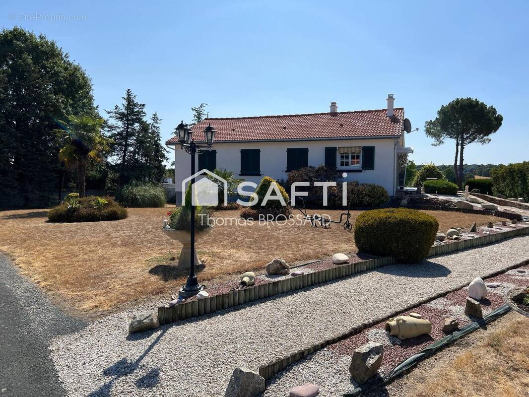 Photo 1 - Maison à DOMPIERRE-SUR-YON