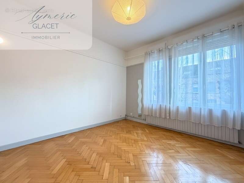  maison individuelle de caractère – grand terrain arboré – volumes généreux - photo 10