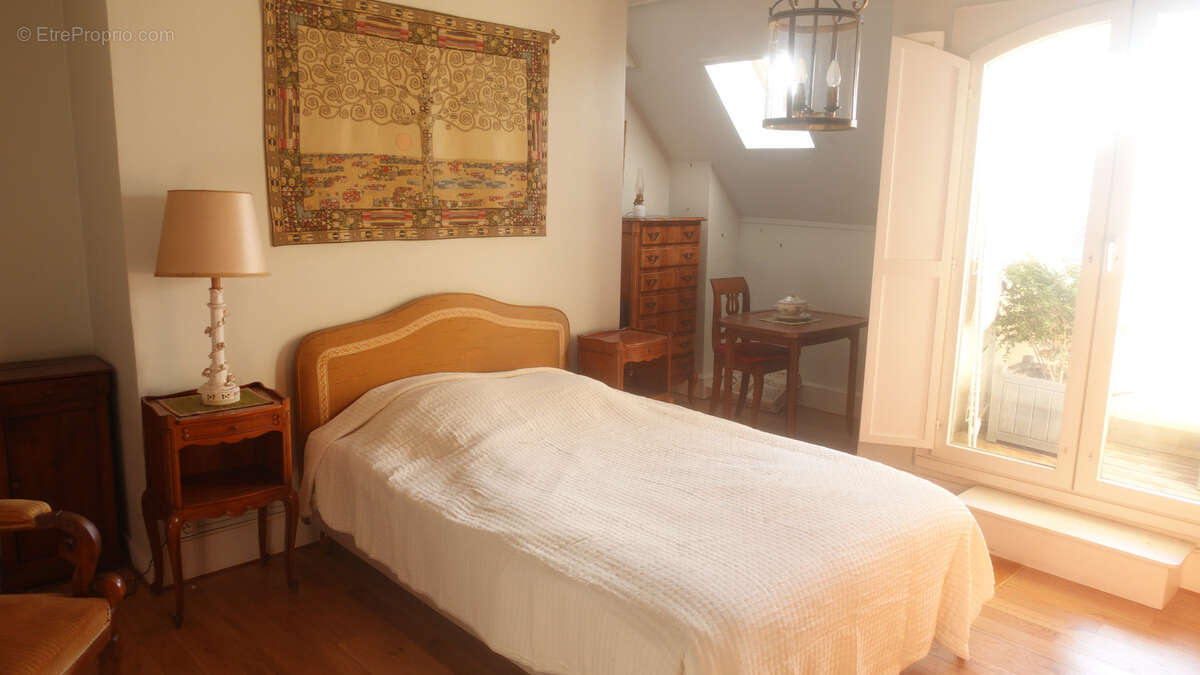 Appartement à VERSAILLES