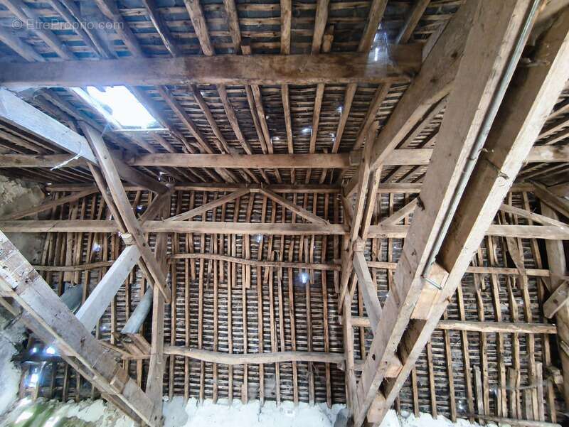 Maison à MESSAC