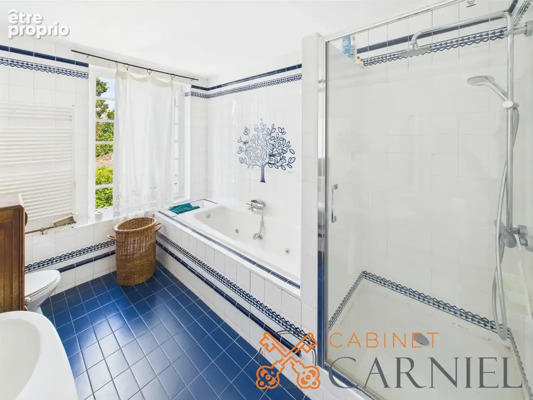 Maison bourgeoise à FAUILLET de 360m2 - photo 17