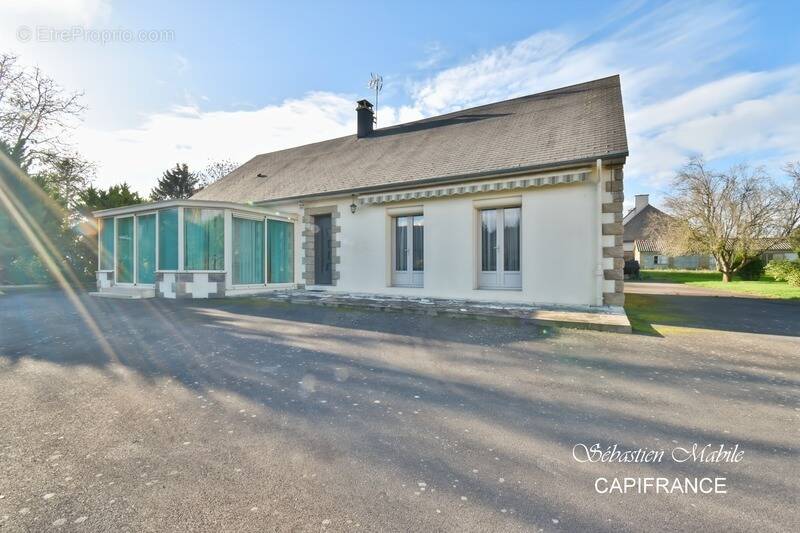 Maison de plain-pied à vendre 4 pièces (35) à Roz sur Couesnon en Baie du Mont Saint Michel - photo 1