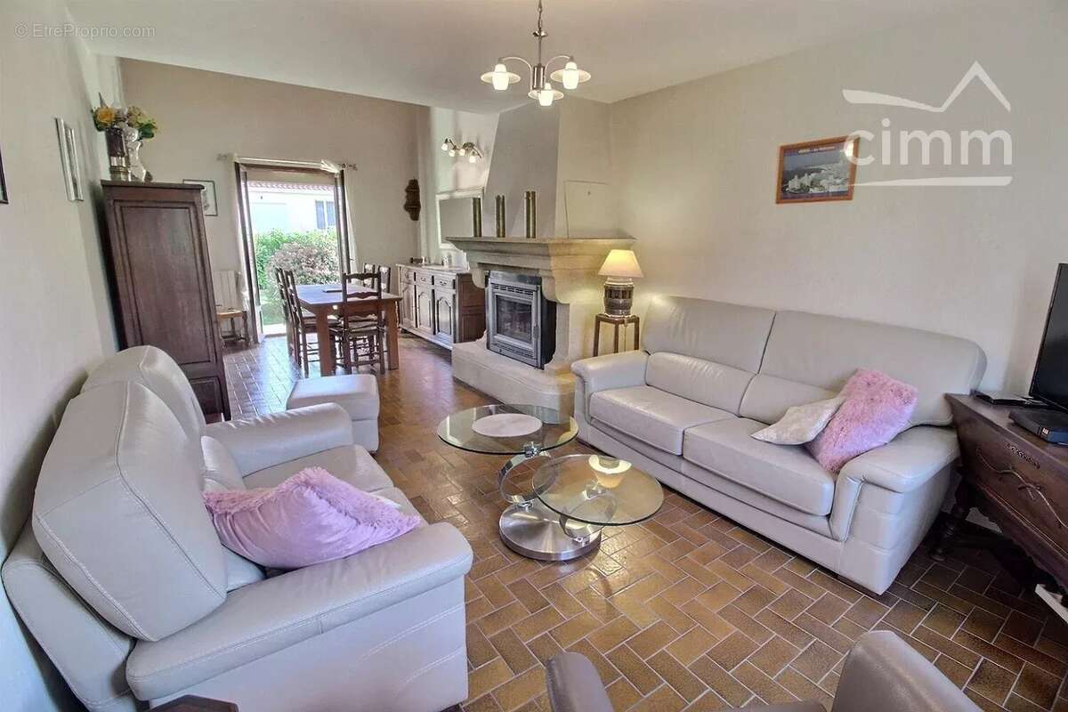 Maison à NAIVES-ROSIERES