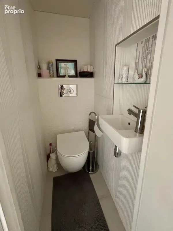 2 Pièces rénové avec balcon et vue dégagée - photo 6