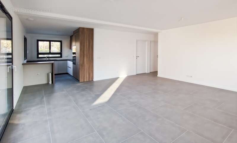 Appartement à NEUVECELLE