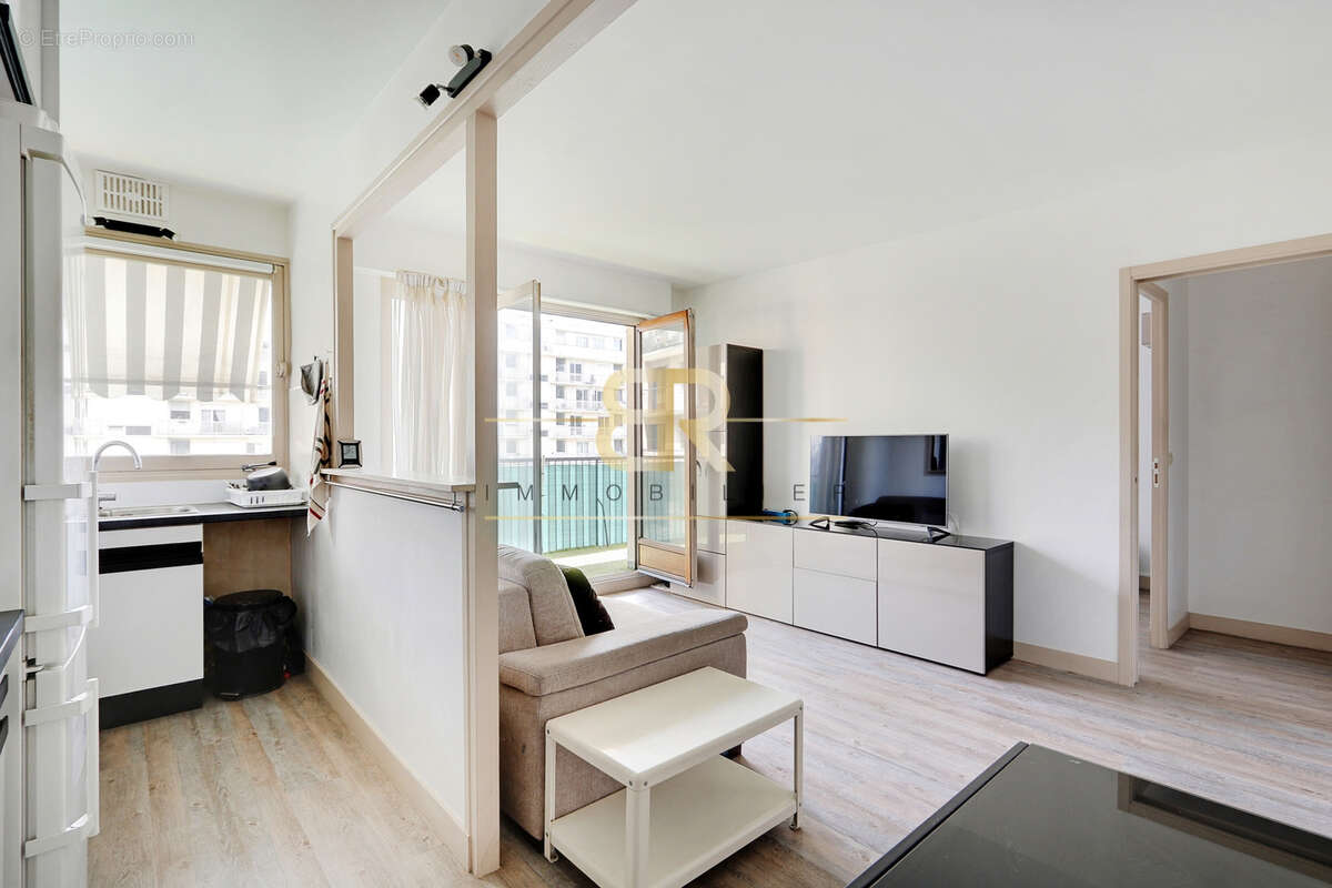 Appartement à PARIS-15E