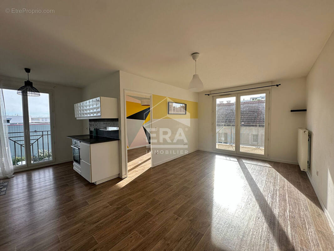 Appartement à SARTROUVILLE