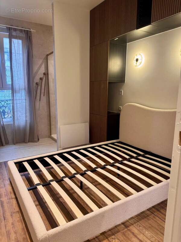 Appartement à LEVALLOIS-PERRET