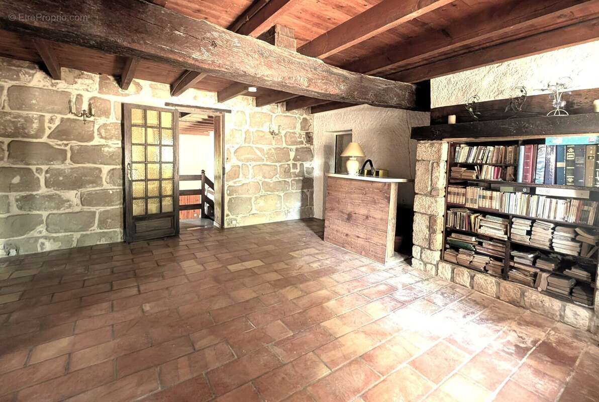Maison à LAVERGNE