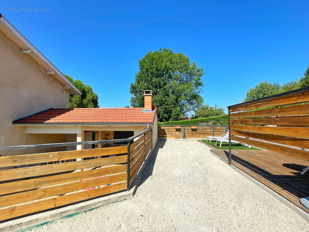 Maison Vienne 145m2 - 4 chambres - Parcelle 1000m2 - Double garage - photo 16