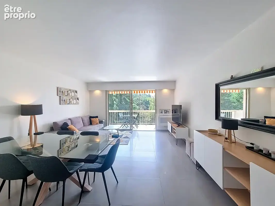 Photo Appartement à Vence au prix de 425 000€