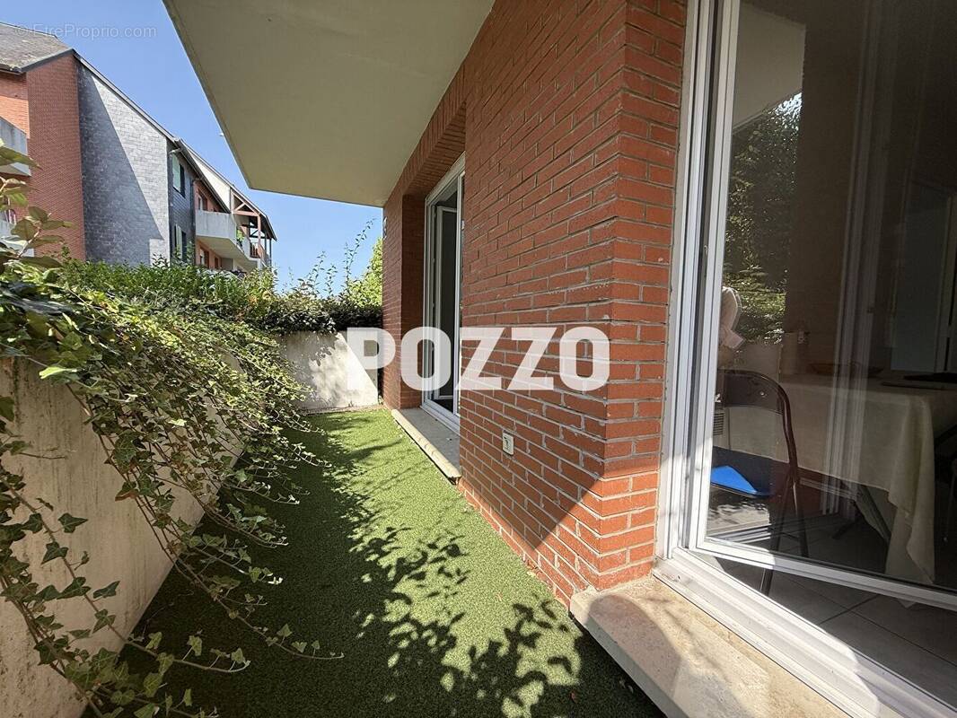 Appartement à LA RIVIERE-SAINT-SAUVEUR