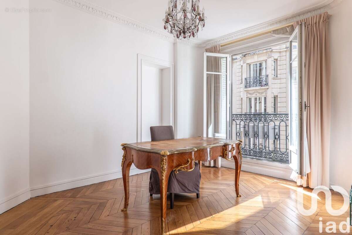 Photo 6 - Appartement à PARIS-15E