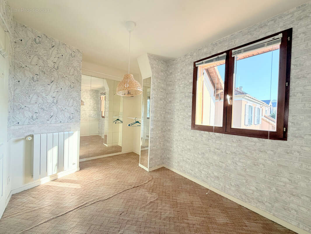 Maison à RUEIL-MALMAISON