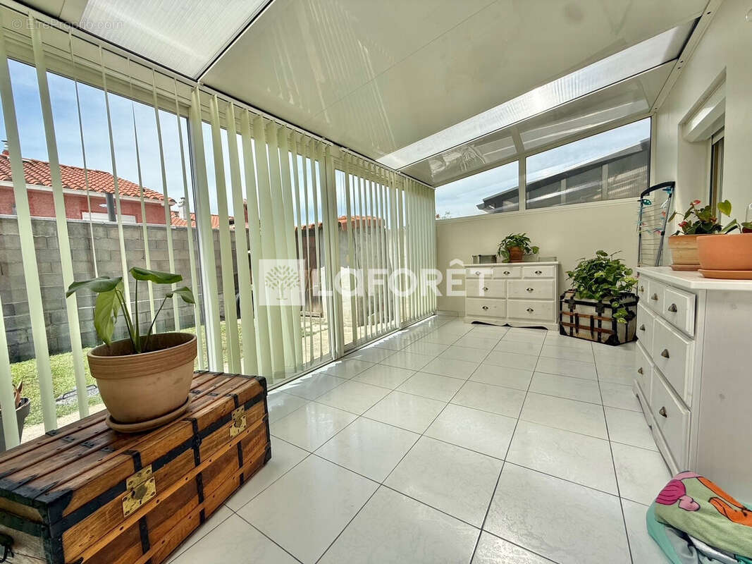Bompas, Villa 2 faces 85m² + garage - photo 4
