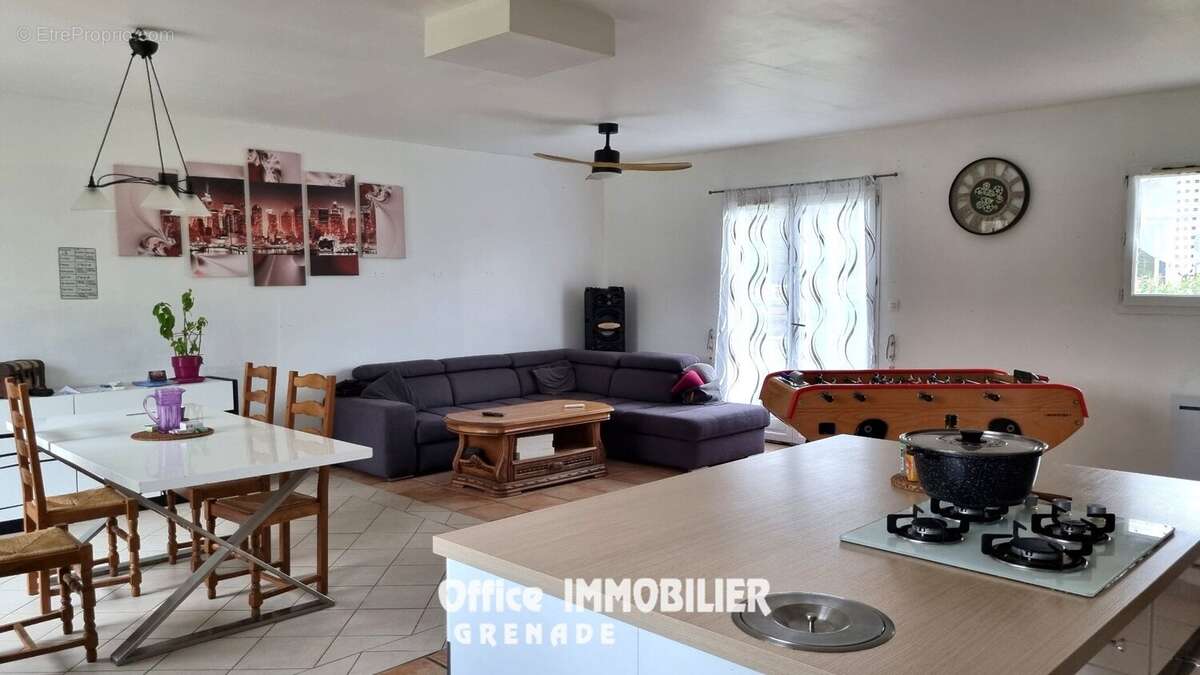 Maison à SAINT-CEZERT