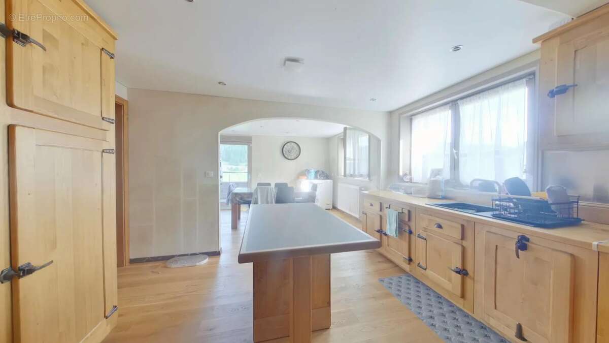 Appartement à BOIS-D'AMONT