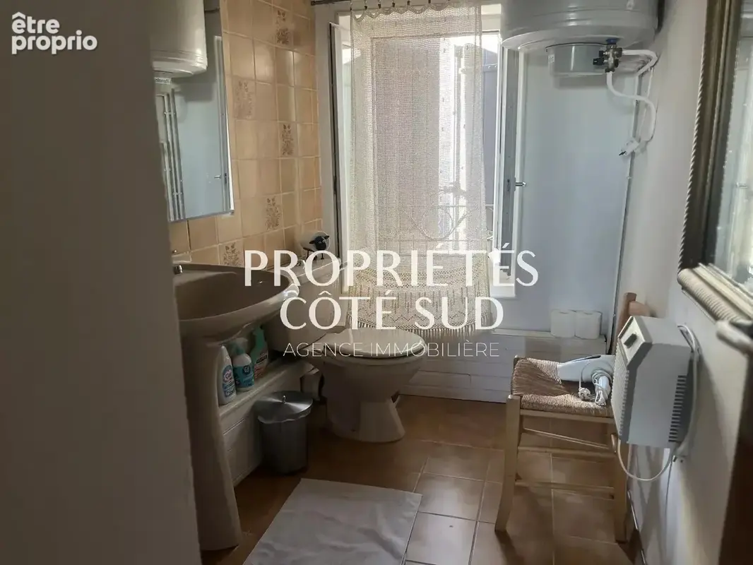Pujaut – maison de village de charme 138 m² – belle rénovation – photovoltaïque– climatisation - photo 19