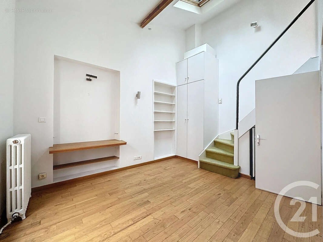 Appartement à PARIS-20E