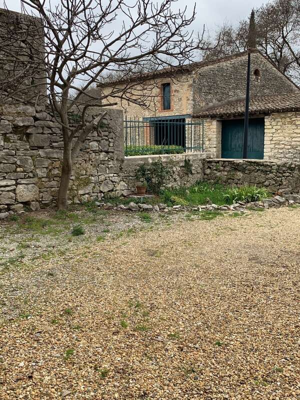 Maison 75 m² à Logrian-Florian  - photo 3