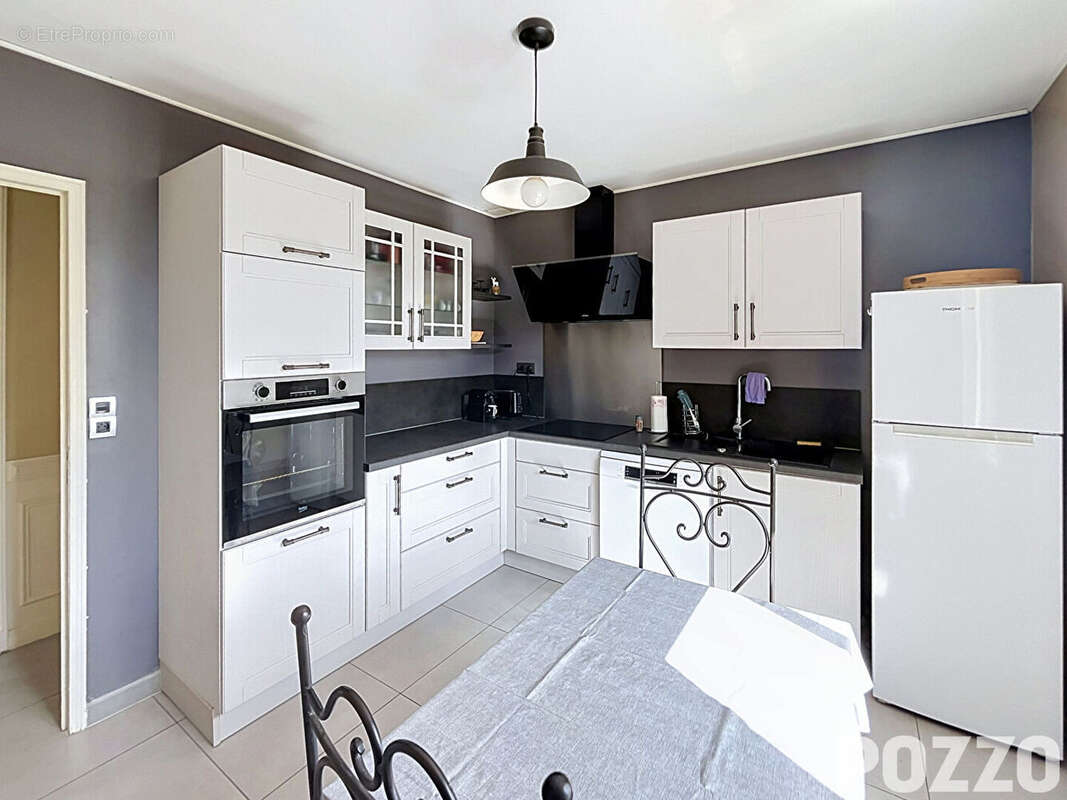 NOUVEAUTE A VENDRE - maison spacieuse à Saint Pierre De Semilly (50) - photo 8