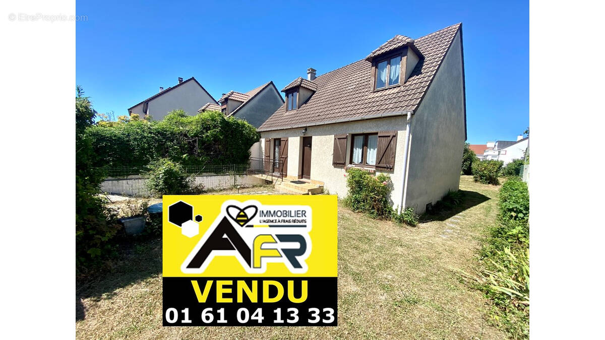 Maison à SARTROUVILLE