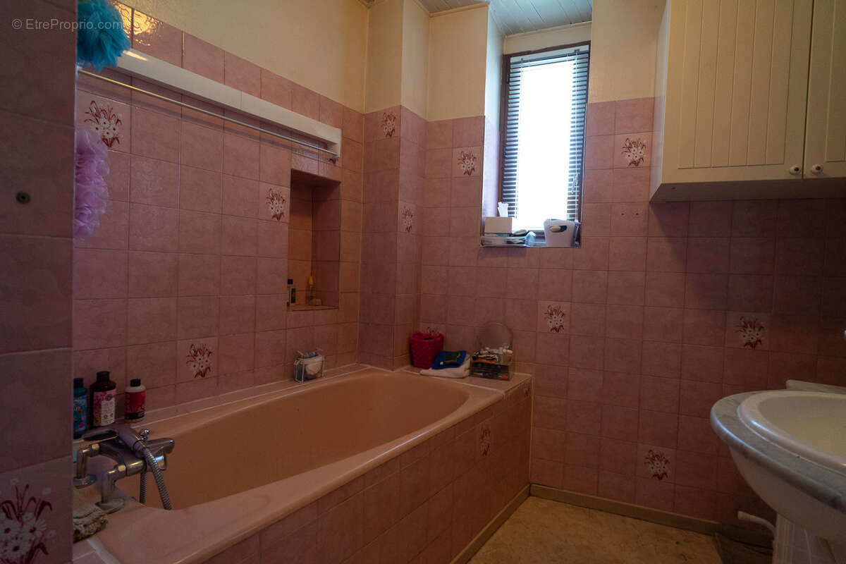 Appartement à AIX-LES-BAINS