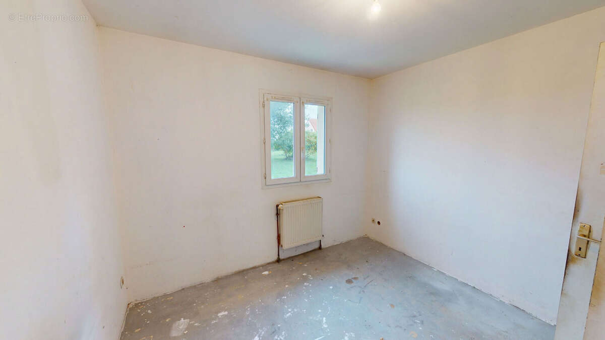 Maison à TILLY-SUR-SEULLES